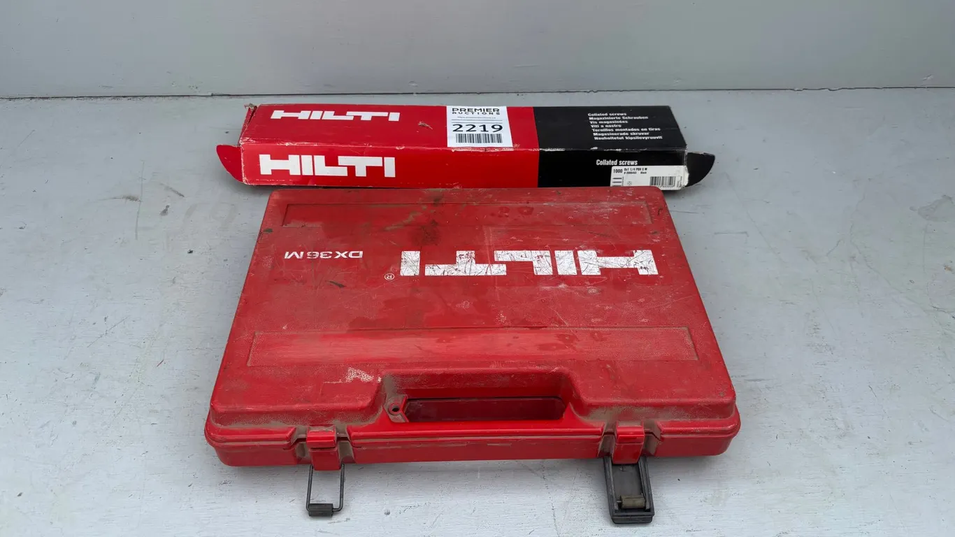 Hilti DX36M Power Nailer