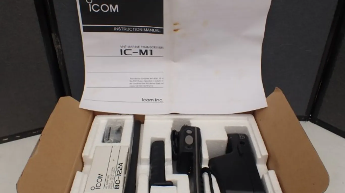 VHF Marine Transceiver