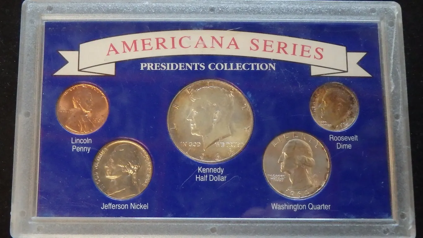 1964 SILVER COIN SET (AMERICANA SERIES COLLECTION)