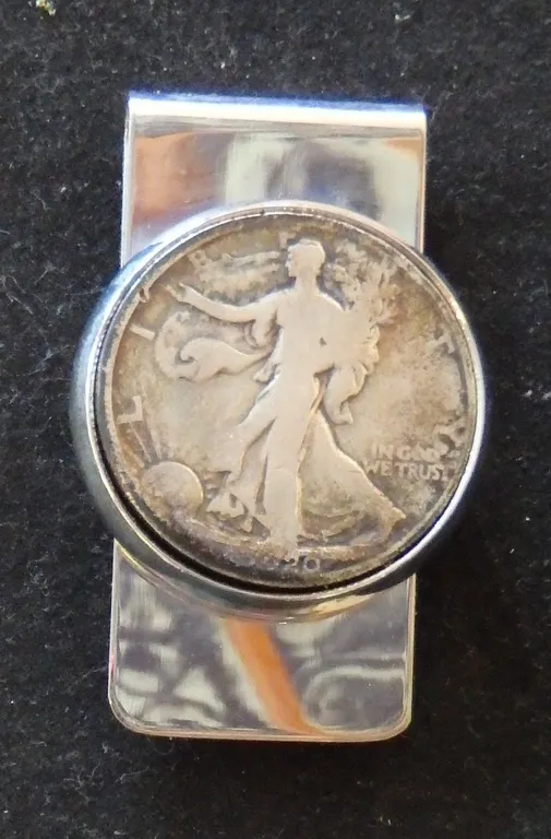 1920 WALKING LIBERTY HALF DOLLAR MONEY CLIP