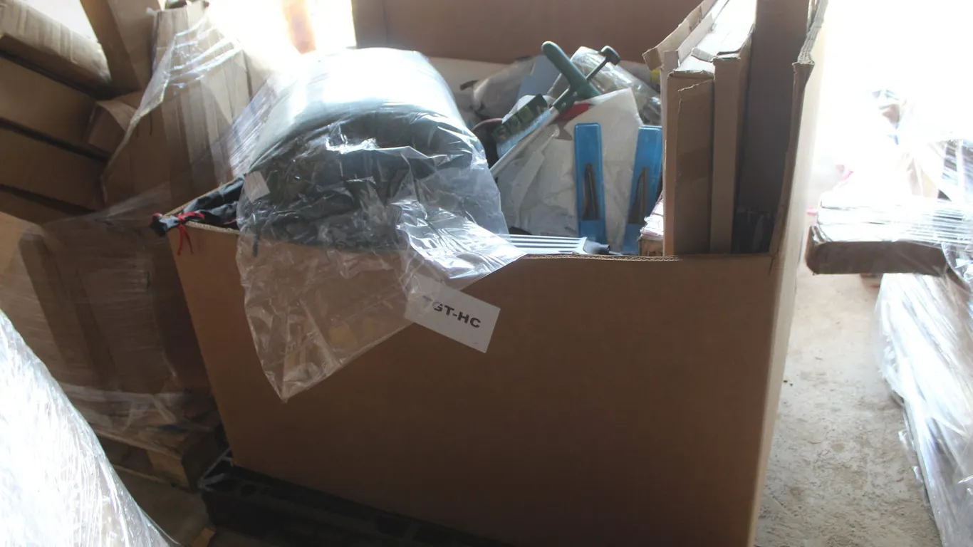 AMAZON RETURN PALLET