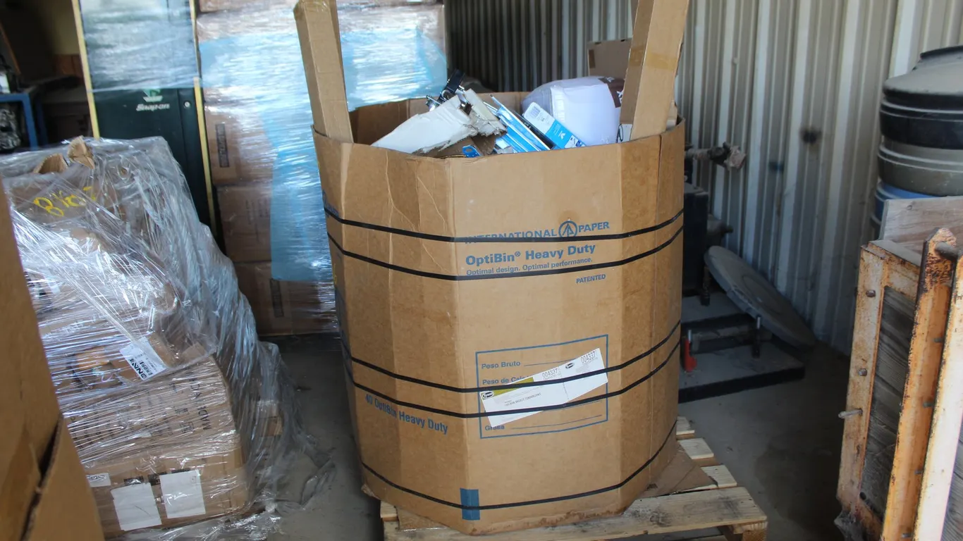 AMAZON RETURN PALLET