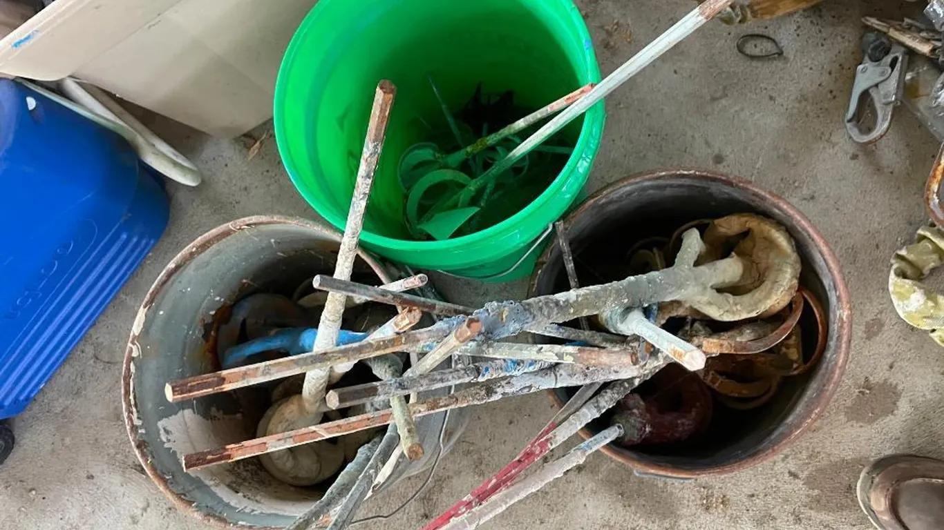 3 Buckets of Paint Stirs