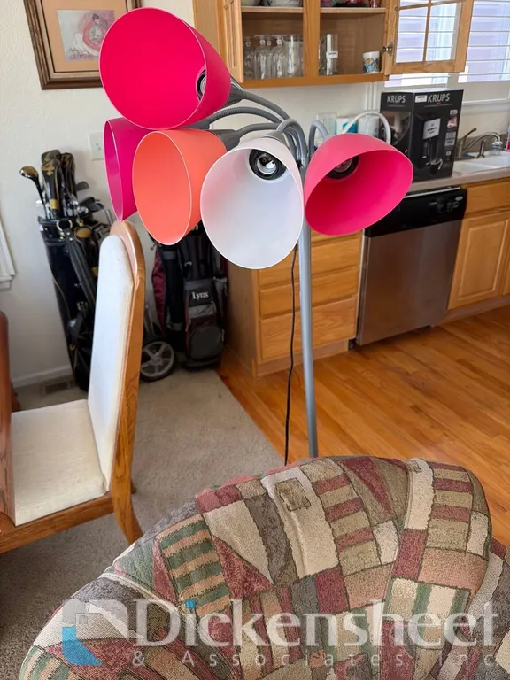 COLORED MULTI-HEAD FLOOR LAMP
