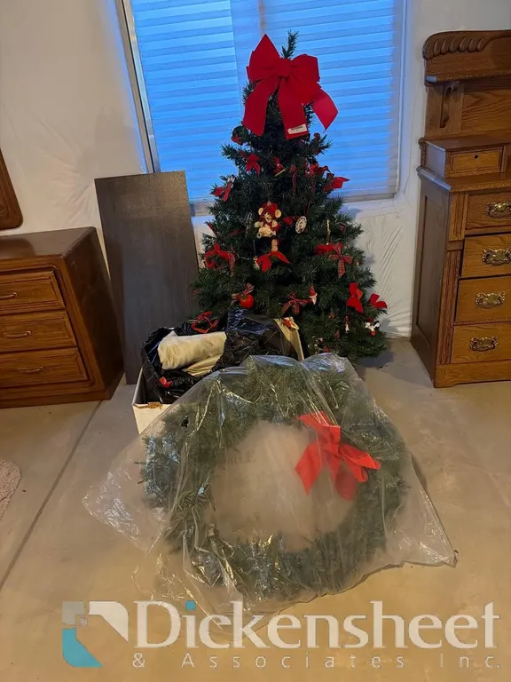 CHRISTMAS TREE & WREATH