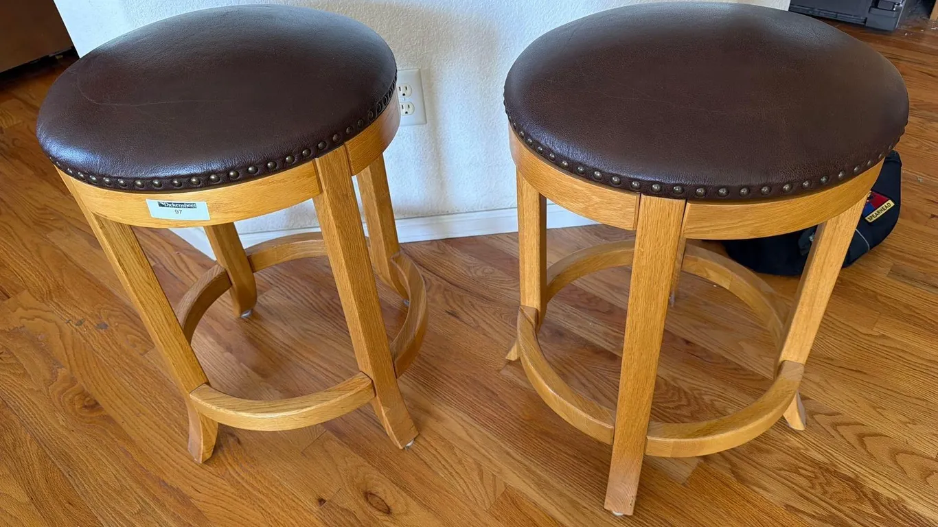(2) MATCHING CUSHIONED SEAT BAR HEIGHT STOOLS