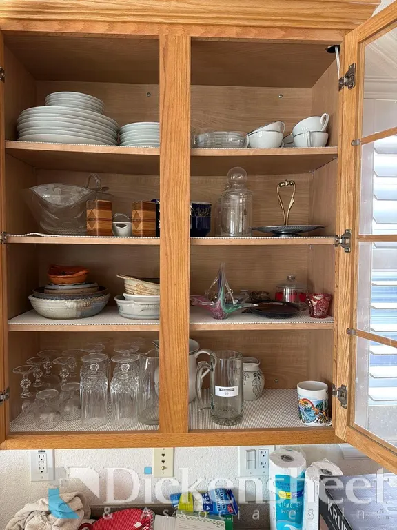 VARIETY OF GLASSWARE / DISHWARE / DAILY KITCHENWARE