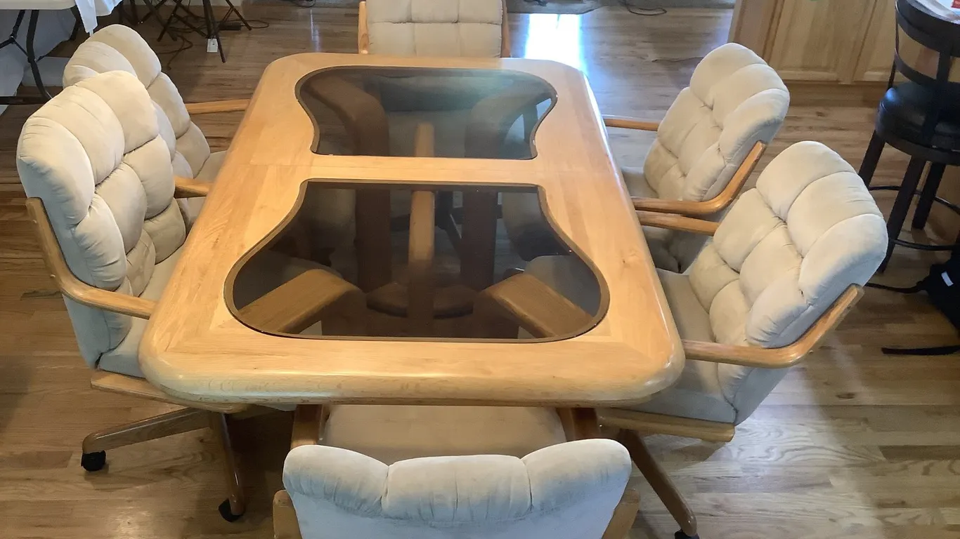 Kitchen Table and Chairs