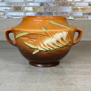 Roseville Pottery Bowl