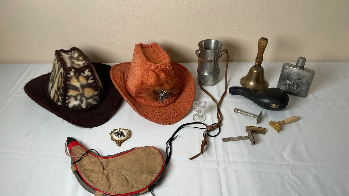 Old-Timey Knick Knacks