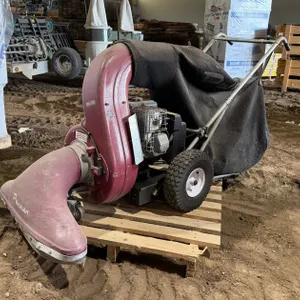 Parker Vacuum on Wheels