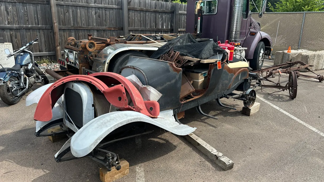 1914 Dodge Body and Frame - Parts Unit Only