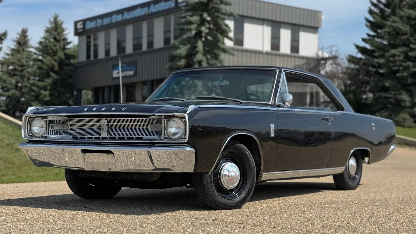 1967 DODGE DART GT