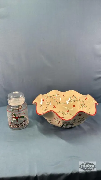TEMP TATIONS 4QUART FLUTED CHRISTMAS BOWL