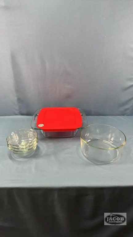 PYREX LOT