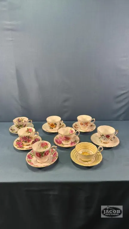(8) TEA CUPS AND SAUCERS