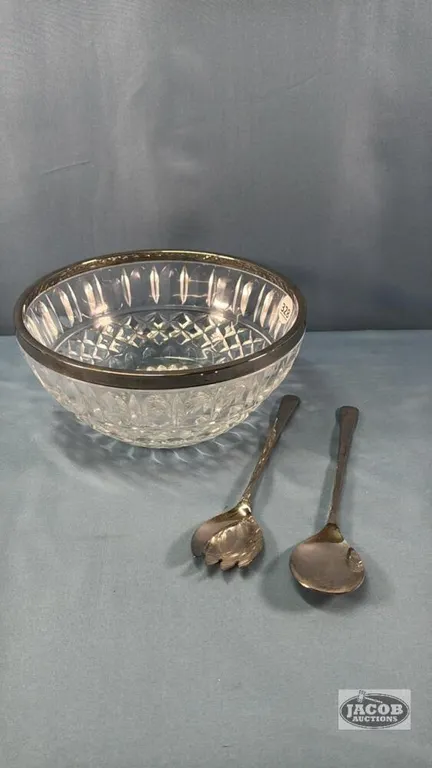 9.5IN METAL RIMMED SALAD BOWL WITH UNTENCILS