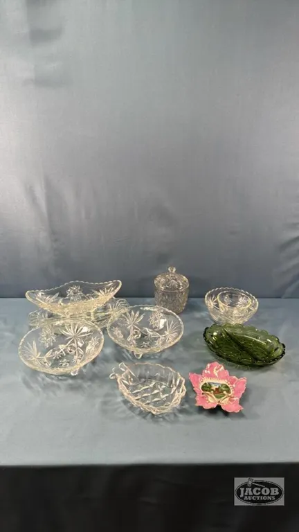 ASSORTED GLASS LOT