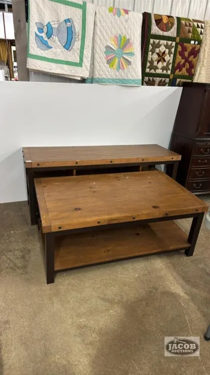 ENTERTAINMENT STAND WITH MATCHING COFFEE TABLE