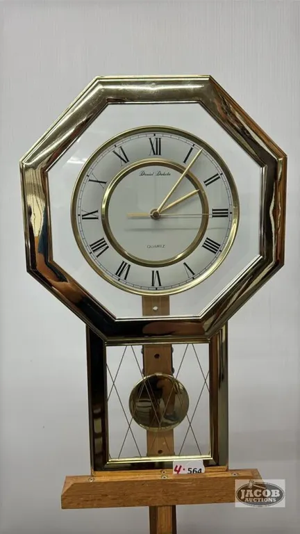 DANIAL DAKOTA QUARTZ CLOCK