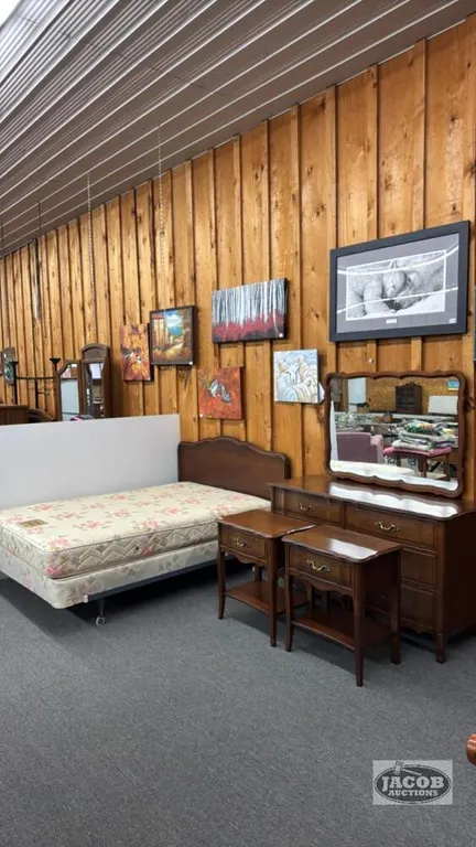ANDREW MALCOLM (4) PIECE BEDROOM SUITE