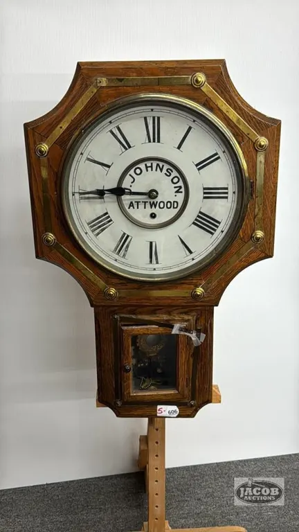 NEW HAVEN EMPEROR WALL CLOCK WITH 12IN FACE