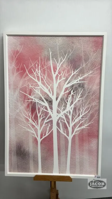 WHITE TREE PRINT ON BOARD