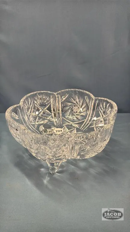 PINWHEEL FOOTED CRYSTAL BOWL