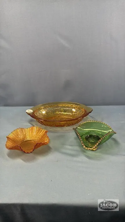 (3) GLASS BOWLS