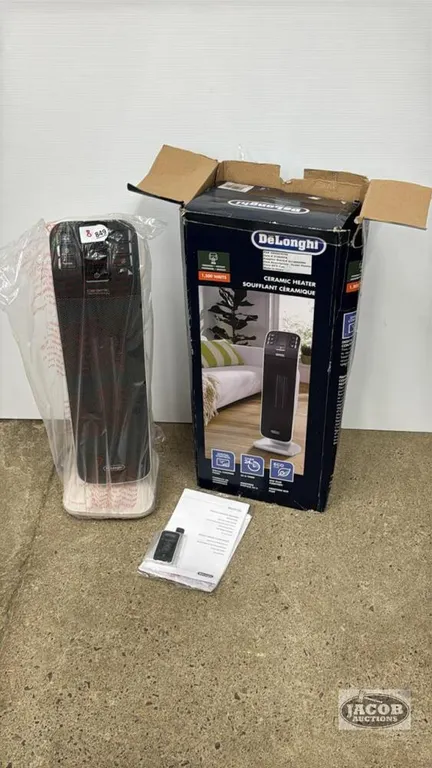 DELONGHI 1500W CERAMIC HEATER WITH REMOTE