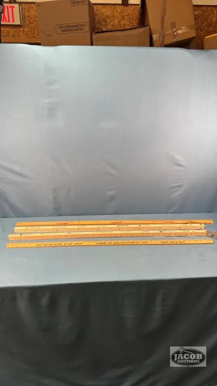 (4) METER / YARD STICKS