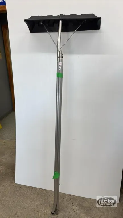 ROOF RAKE