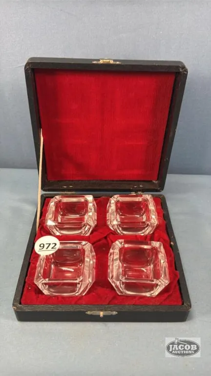SET OF (4) HEAVY CRYSTAL GLASS SALT CELLS