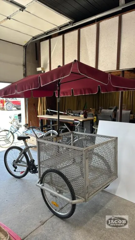 STREET VENDER STYLE 3 WHEEL BICYCLE