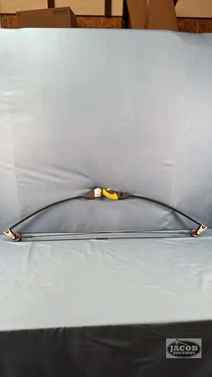 BARNETT LIL BANSHEE ARCHERY BOW