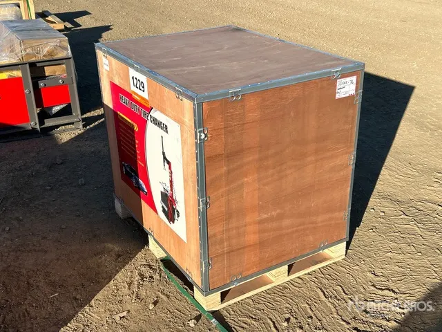 2026 GLTC24 Tire Changer (Unused)