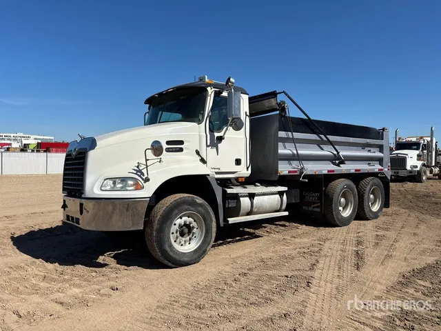 2004 Mack CX613 6x4 T/A Dump Truck