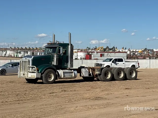 2012 Peterbilt 367 8x6 Cab and Chassis