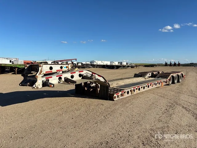 2004 Gerrys KDD55T-3RG Tri/A Removable Gooseneck Lowboy Trailer