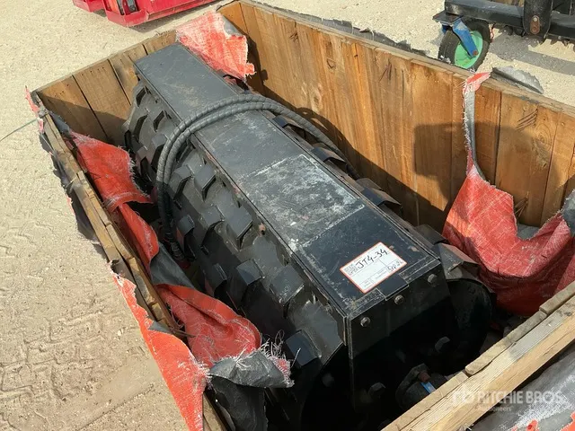 Skid Steer Padfoot Roller (Unused)