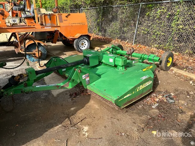 John Deere MX8 8 ft Draw Bar Rotary Cutter