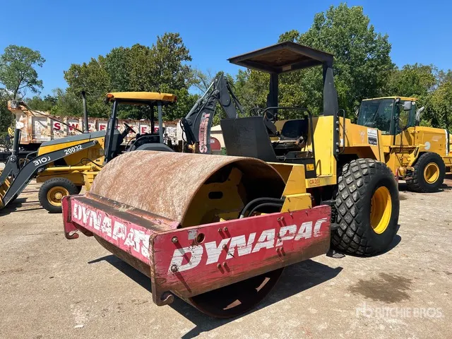1996 Dynapac CA251D Smooth Drum Compactor