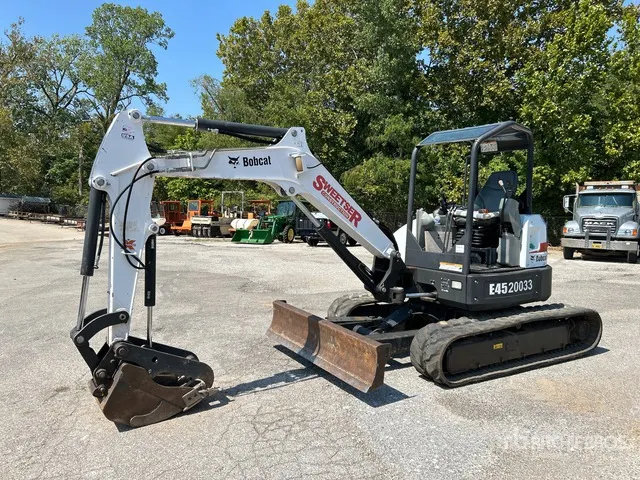 2016 Bobcat E45 Mini Excavator