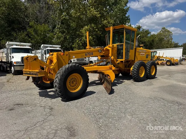 1992 John Deere 670B Motor Grader