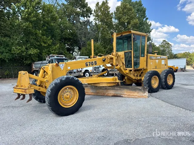 1994 John Deere 670B Motor Grader
