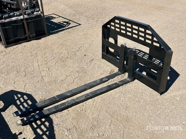 2026 GIYI GY-DHC 60 in Skid Steer Forks (Unused)