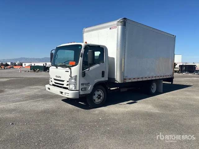 2022 Isuzu NPR 4x2 Van Truck