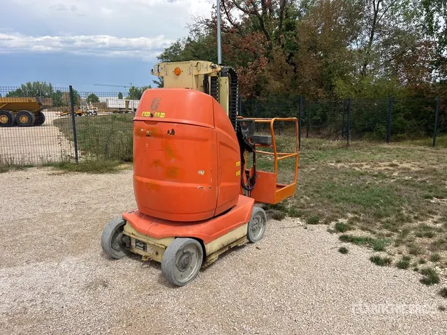 2011 JLG Toucan 10E Nacelle A Mat Droit Vertical Vertical Mast Lift