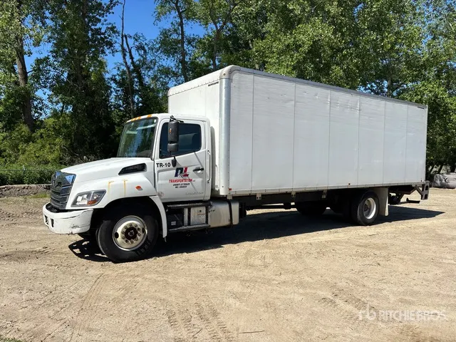 2022 Hino 268 4x2 Van Truck