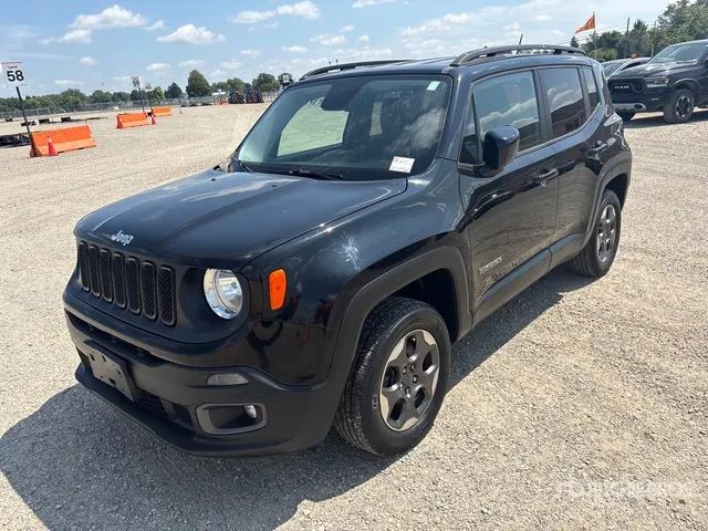 2015 Jeep Renegade Latitude 4WD SUV